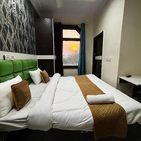 Hotel Akaash Cont I Hari Nagar I New Delhi I Local Id I Couple Friendly